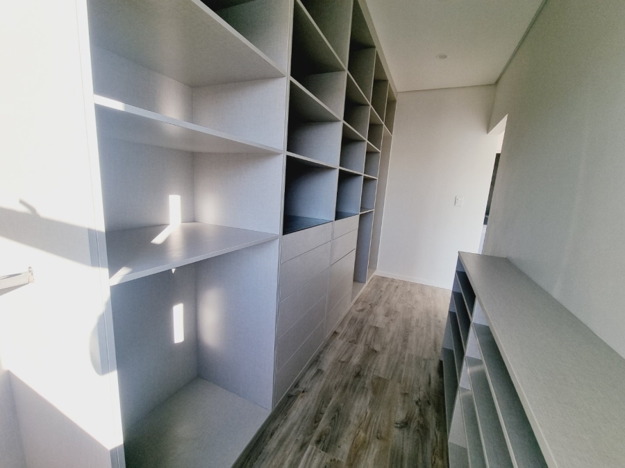 4 Bedroom Property for Sale in Sandown Western Cape